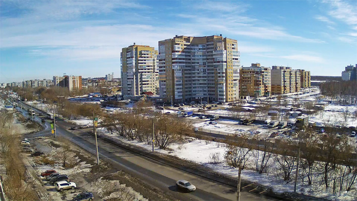 Онлайн веб-камера на ул. Дианова 22, Омск